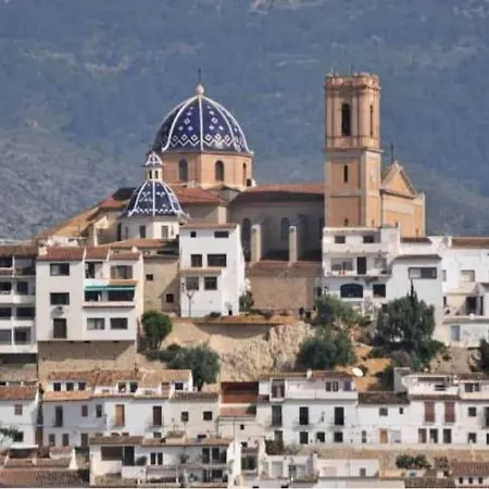 Atico-duplex Con Vistas Al Mar Y Casco Antiguo En