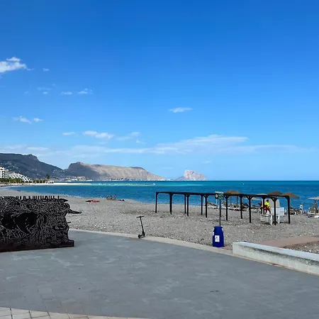 Atico-duplex Con Vistas Al Mar Y Casco Antiguo En * Altea