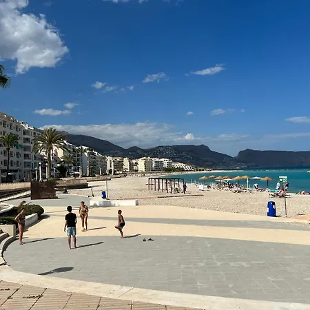 Atico-duplex Con Vistas Al Mar Y Casco Antiguo En Altea